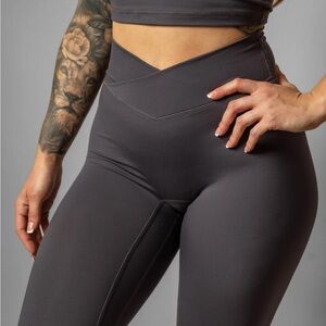 TYC Til You Collapse Gray Vortex Leggings XL Tall (NWT! Limited Edition!)